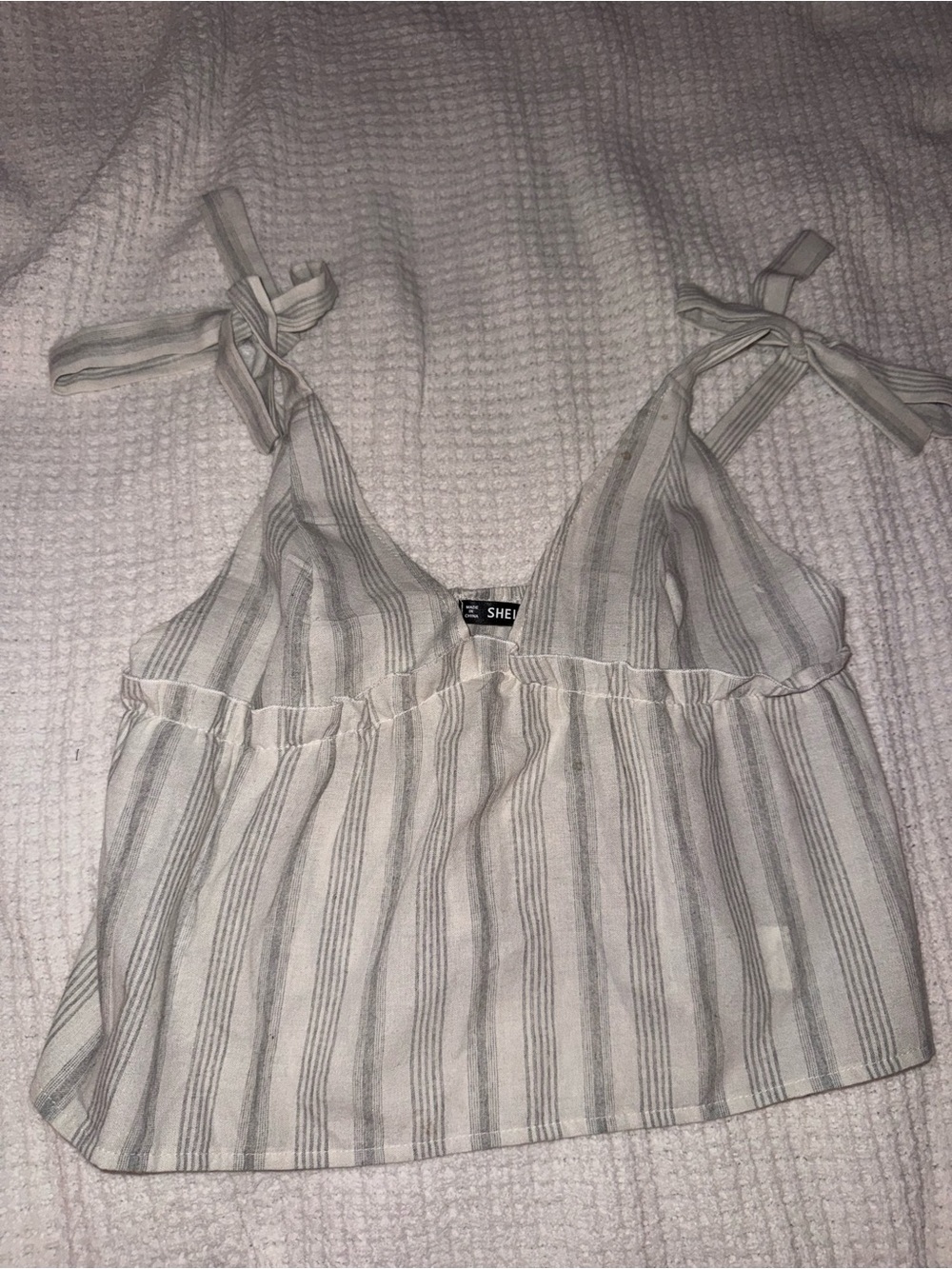 SHEIN Gray and White Striped Tie-Shoulder Crop Tank